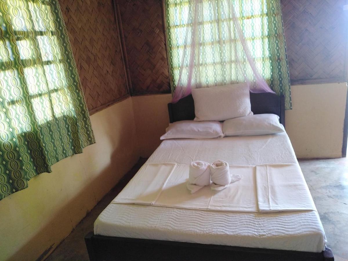 Why Not Restobar Cottages Sabang  Exterior photo