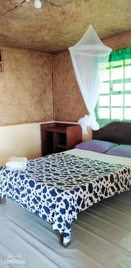 Why Not Restobar Cottages Sabang  Exterior photo